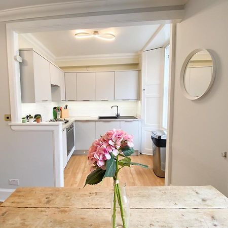 Rose Street'S Hidden Treasure- 2Bed Newly Refurbished Apt Edimburgo Esterno foto