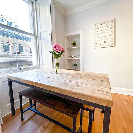 Rose Street'S Hidden Treasure- 2Bed Newly Refurbished Apt Edimburgo Esterno foto