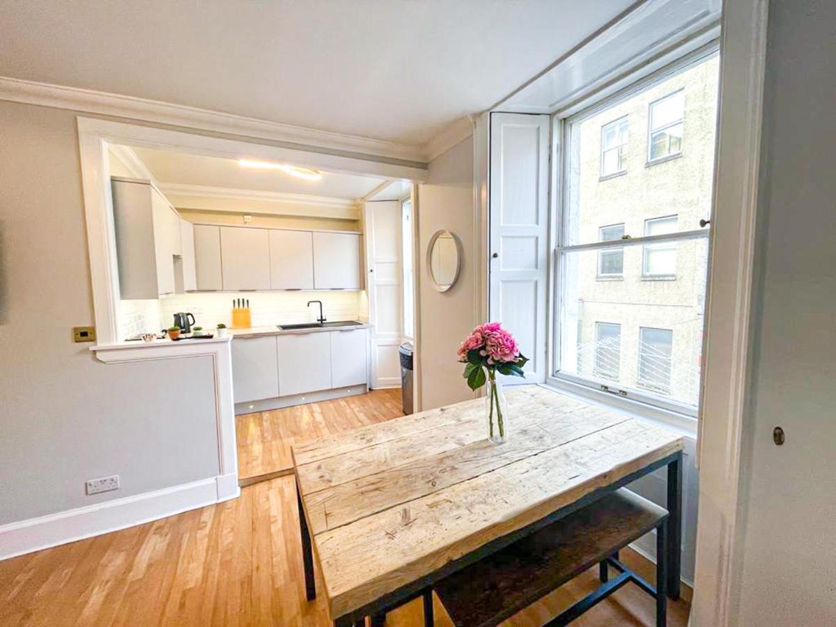 Rose Street'S Hidden Treasure- 2Bed Newly Refurbished Apt Edimburgo Esterno foto